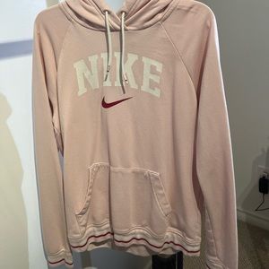 Light pink Nike sweater/hoodie